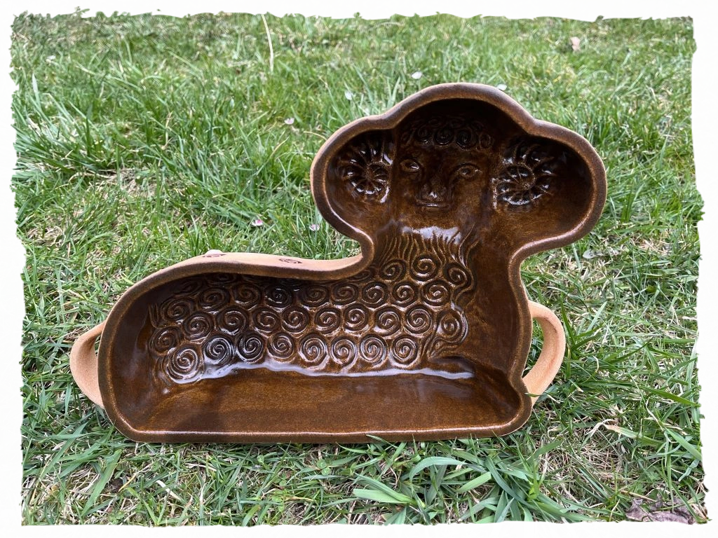 Beránek kudrnatý ležící - Forma na pečení 1